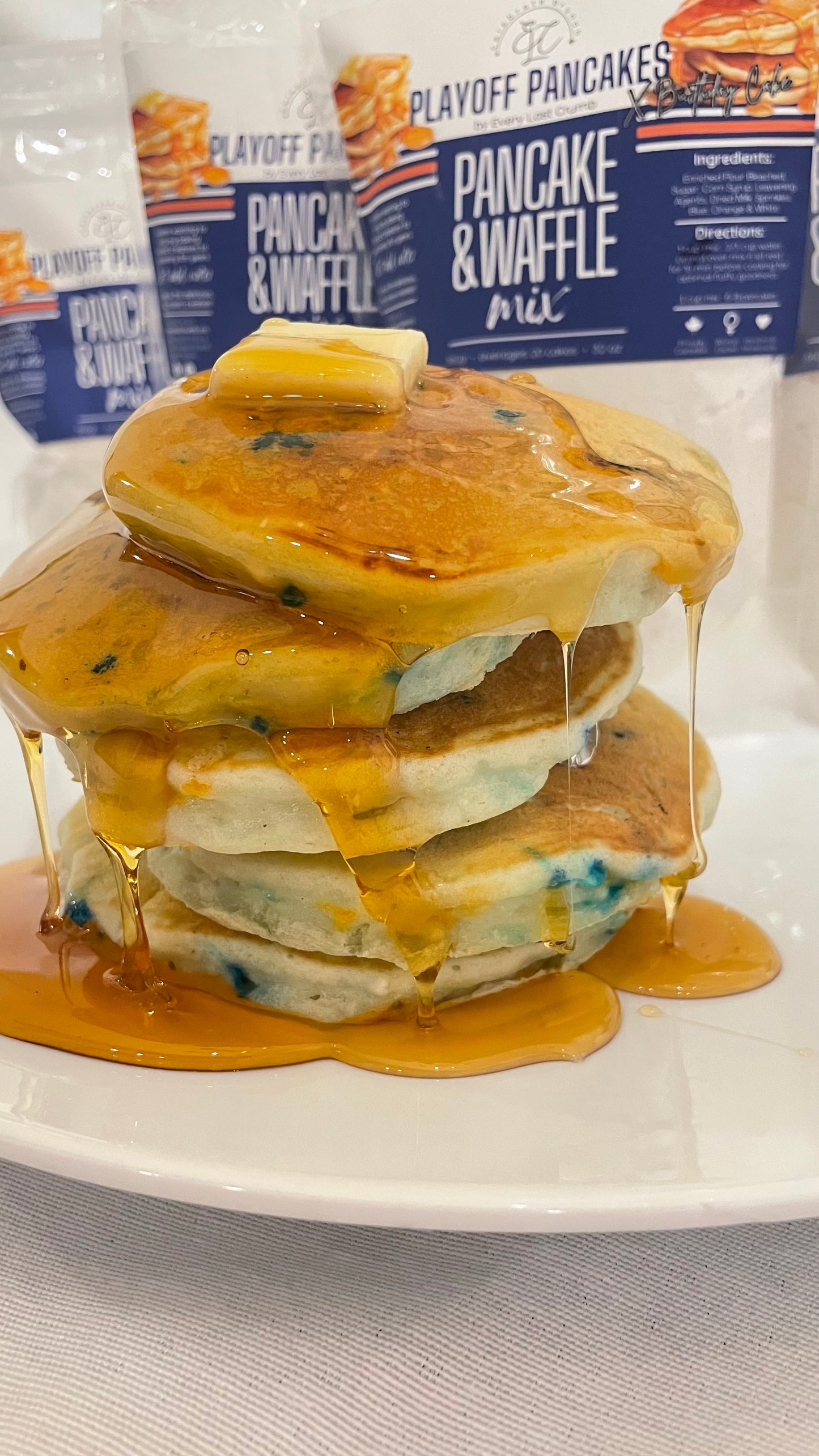 Playoff Pancakes 💙🤍🧡 🏒 🥅  Birthday Cake Flavour